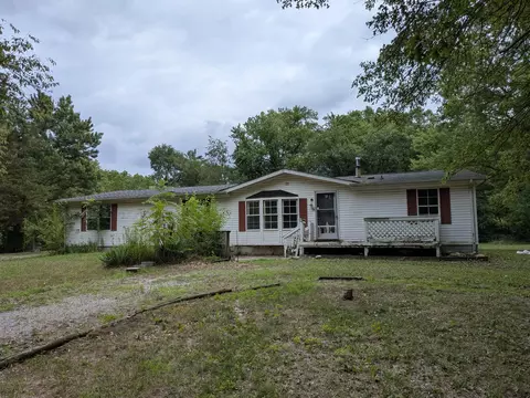 10309 Kennedy St, Schneider, IN 46376
