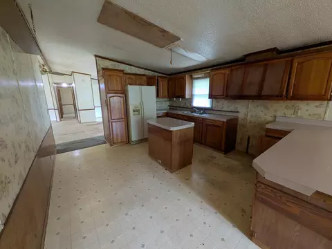 10309 Kennedy St, Schneider, IN 46376 photo 5