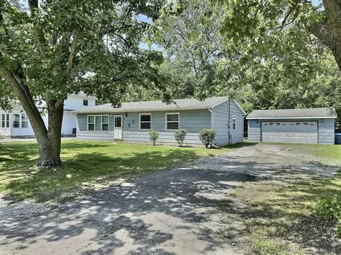 1004 S Main St, Kouts, IN 46347 photo 1