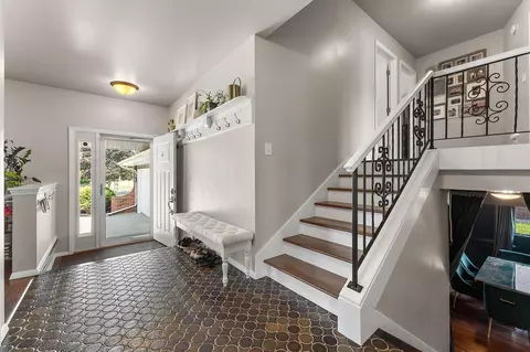Entry Way - 8106 Tapper Ave, Munster, IN 46321 photo 1 of 2