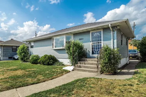 3621 177th Pl, Hammond, IN 46323