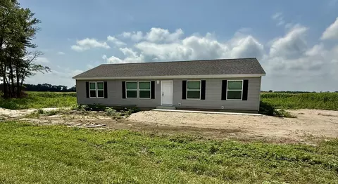 7224 N 700, Rensselaer, IN 47978
