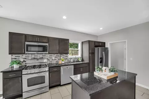 1384 Roosevelt St, Gary, IN 46404 photo 7