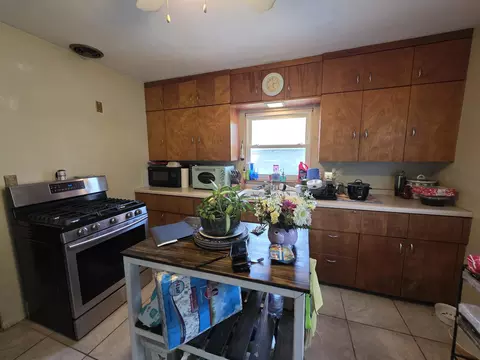 Kitchen - 5336 W 41st Ave, Gary, IN 46408 photo 1 of 2