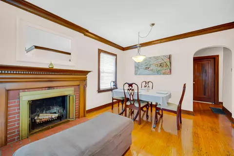 Dining - 7013 Jackson Ave, Hammond, IN 46324 photo 1 of 2