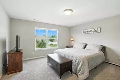 543 Chicory Ln, Valparaiso, IN 46385 photo 13