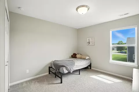 543 Chicory Ln, Valparaiso, IN 46385 photo 16
