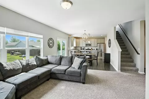 543 Chicory Ln, Valparaiso, IN 46385 photo 9