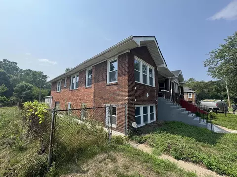 1052 Tyler St, Gary, IN 46402 photo 2