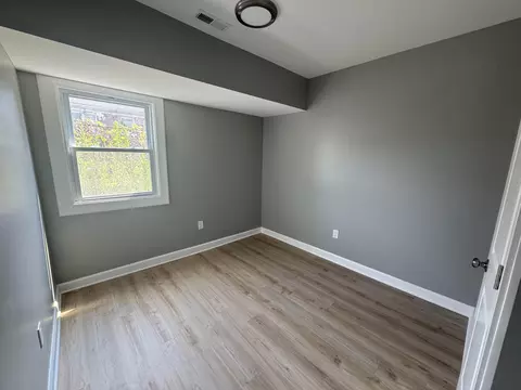 1052 Tyler St, Gary, IN 46402 photo 16