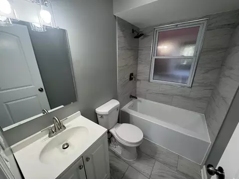 1052 Tyler St, Gary, IN 46402 photo 18