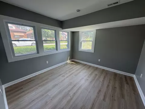 1052 Tyler St, Gary, IN 46402 photo 13