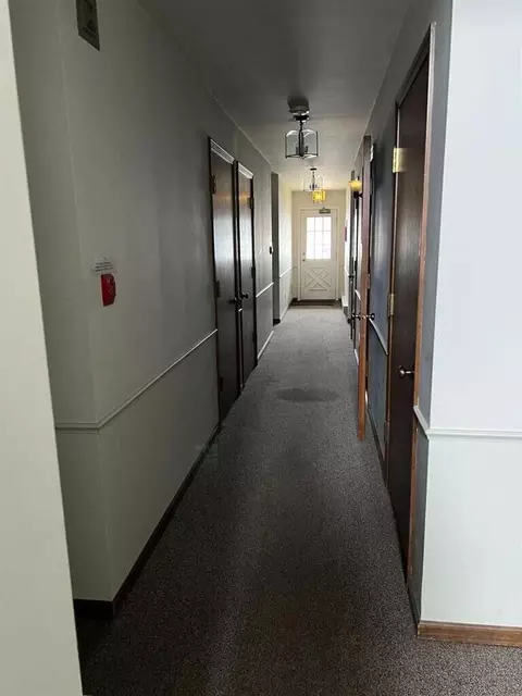 Entry Way - 1640 Camellia Dr #A1, Munster, IN 46321 photo 6 of 7