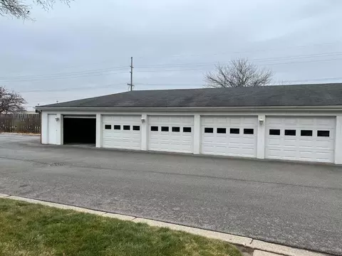 Exterior - 1640 Camellia Dr #A1, Munster, IN 46321 photo 5 of 9