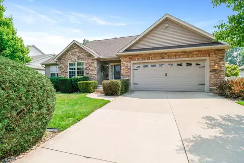 2253 Carlisle Ln, Valparaiso, IN 46385