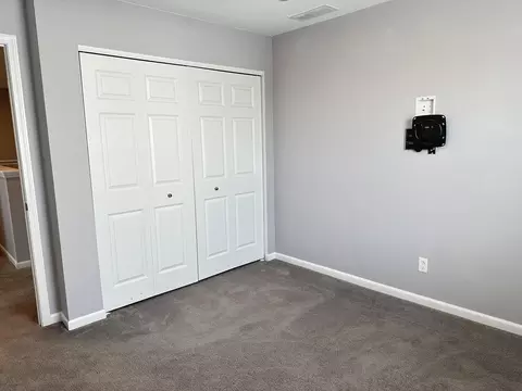 Bedroom - 2612 W 132nd Ln, Crown Point, IN 46307 photo 2 of 9