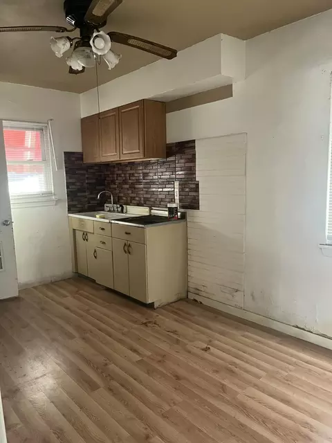 336 W Wilson St, Gary, IN 46404 photo 8