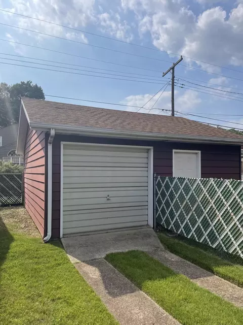 1534 Parkview Ave, Whiting, IN 46394 photo 18