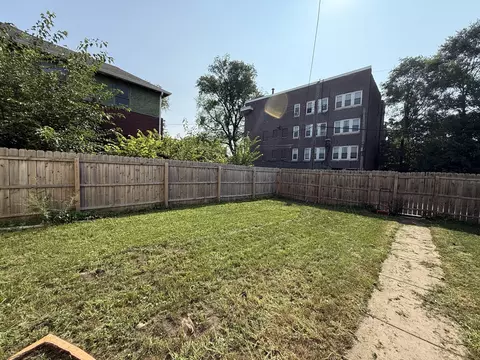 572 Jefferson St, Gary, IN 46402 photo 7