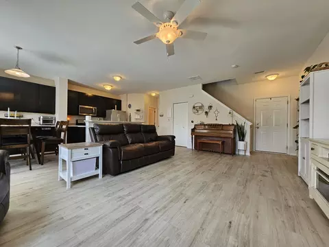 230 Sweetbriar Ct, Lowell, IN 46356 photo 3
