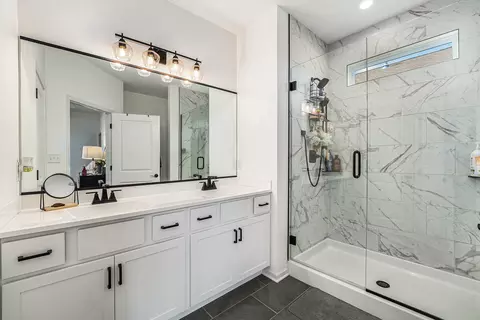 Bath - 703 Verdano Ter, Crown Point, IN 46307 photo 1 of 2