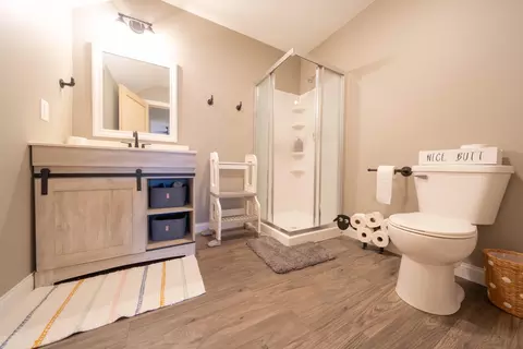 Bath - 4915 E 129th Ave, Crown Point, IN 46307 photo 5 of 5