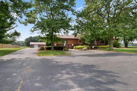 228 S 675, Hebron, IN 46341
