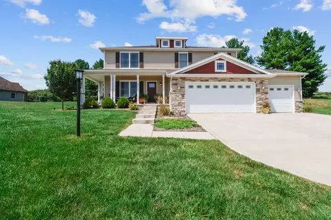 274 Westport Rd, Valparaiso, IN 46385