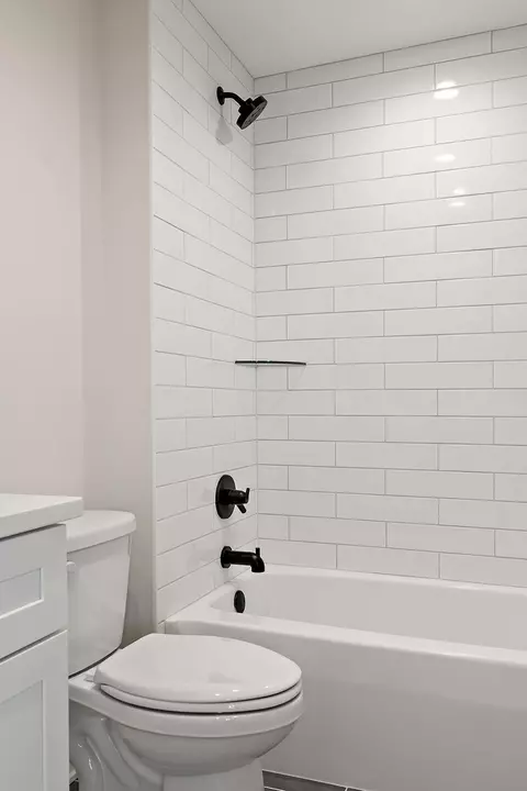 Bath - 9701 Sweetspire Ave, Saint John, IN 46373 photo 10 of 10