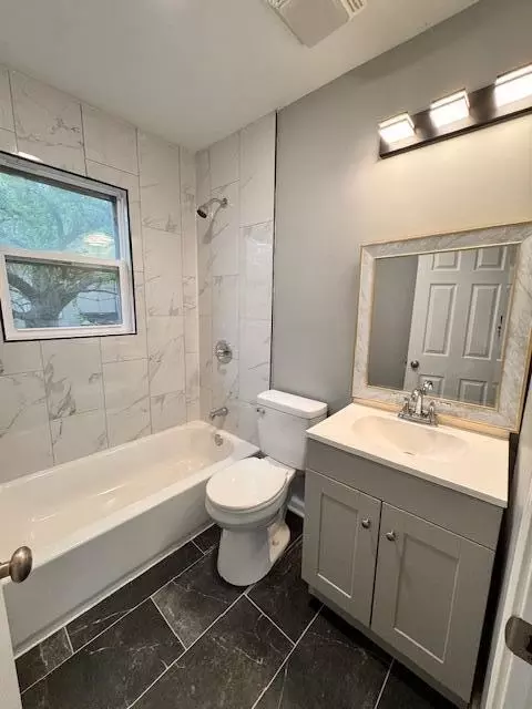 Bath - 4388 Massachusetts St, Gary, IN 46409 photo 1 of 3