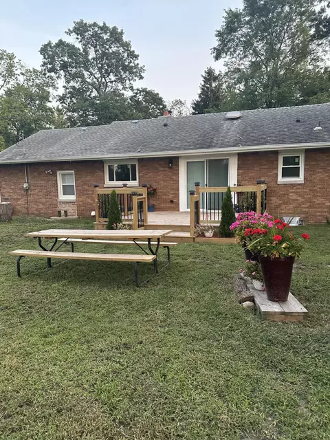 Exterior - 2100 Crest Rd, Gary, IN 46408 photo 6 of 7