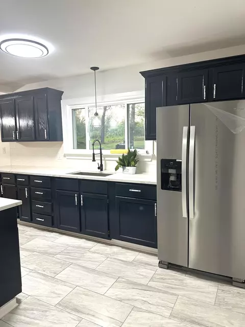 Kitchen - 2100 Crest Rd, Gary, IN 46408 photo 2 of 3