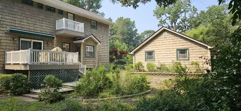 Exterior - 1071 N Warren St, Gary, IN 46403 photo 3 of 36
