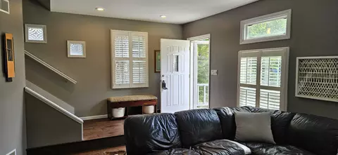 Entry Way - 1071 N Warren St, Gary, IN 46403 photo 1 of 20