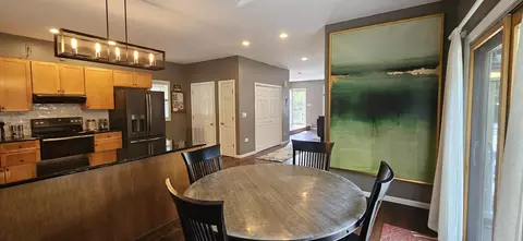 Dining - 1071 N Warren St, Gary, IN 46403 photo 3 of 5