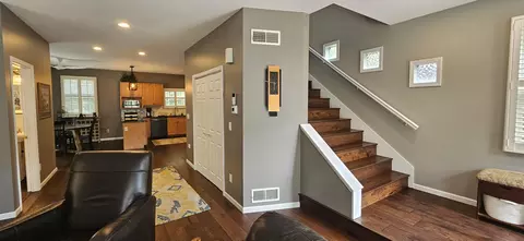 Entry Way - 1071 N Warren St, Gary, IN 46403 photo 5 of 20