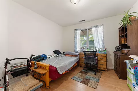 Bedroom - 211 W 43rd Ct, Griffith, IN 46319 photo 1 of 4