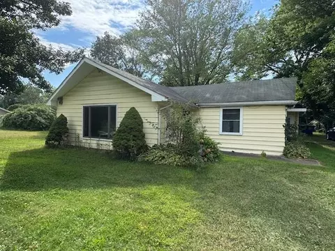 5034 N 400, La Porte, IN 46350