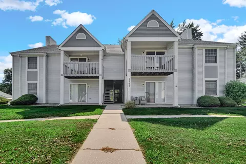 1066 E Millpond Rd, Valparaiso, IN 46385