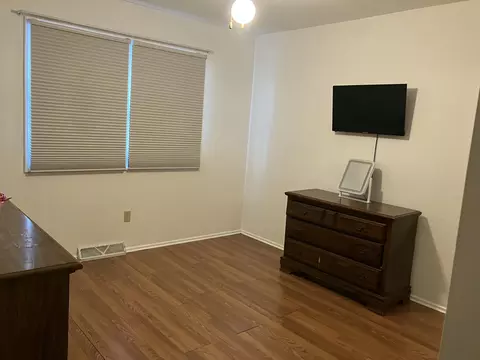 Bedroom - 9330 Hayes St, Crown Point, IN 46307 photo 3 of 3