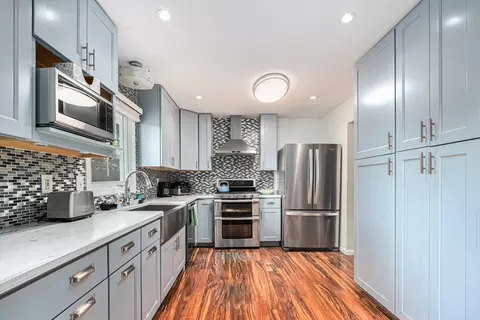 Kitchen - 9330 Hayes St, Crown Point, IN 46307 photo 1 of 1