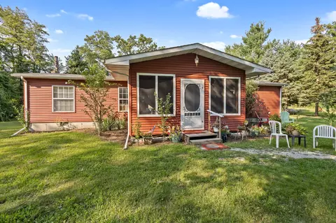 8801 N 500, Rensselaer, IN 47978