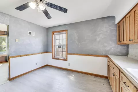 8720 Parrish Ave, Highland, IN 46322 photo 9