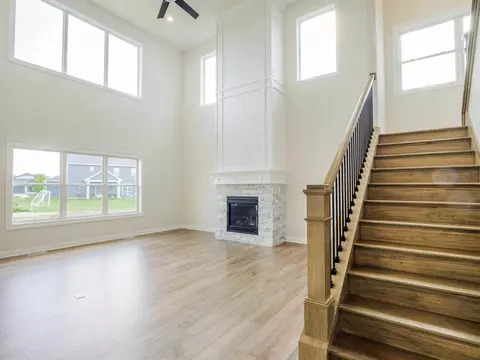 Living - 1855 Trailbrook Dr, Valparaiso, IN 46385 photo 1 of 4