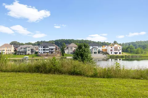 8312 Doubletree Dr, Crown Point, IN 46307 photo 3