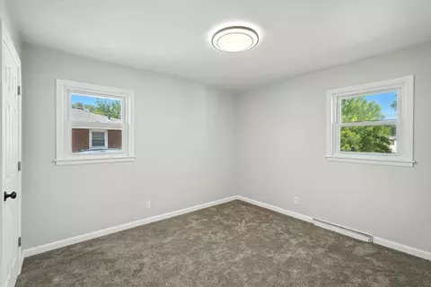 Bedroom - 913 N Dwiggins Ave, Griffith, IN 46319 photo 3 of 3
