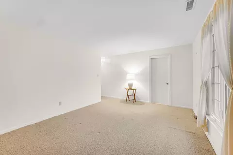Living - 2291 Martha St #B2, Highland, IN 46322 photo 3 of 3