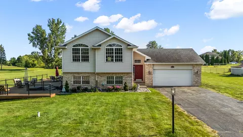 4675 E 101st Ave, Crown Point, IN 46307 photo 1
