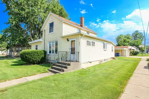 Exterior - 801 E Clark St, Crown Point, IN 46307 photo 4 of 5