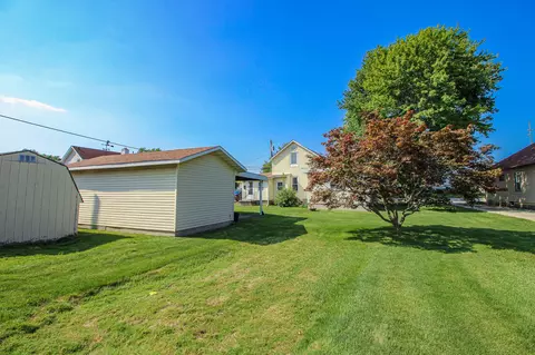 Exterior - 801 E Clark St, Crown Point, IN 46307 photo 5 of 5